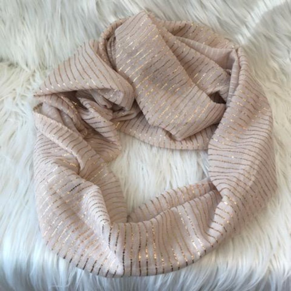 Versona Infinity Scarf